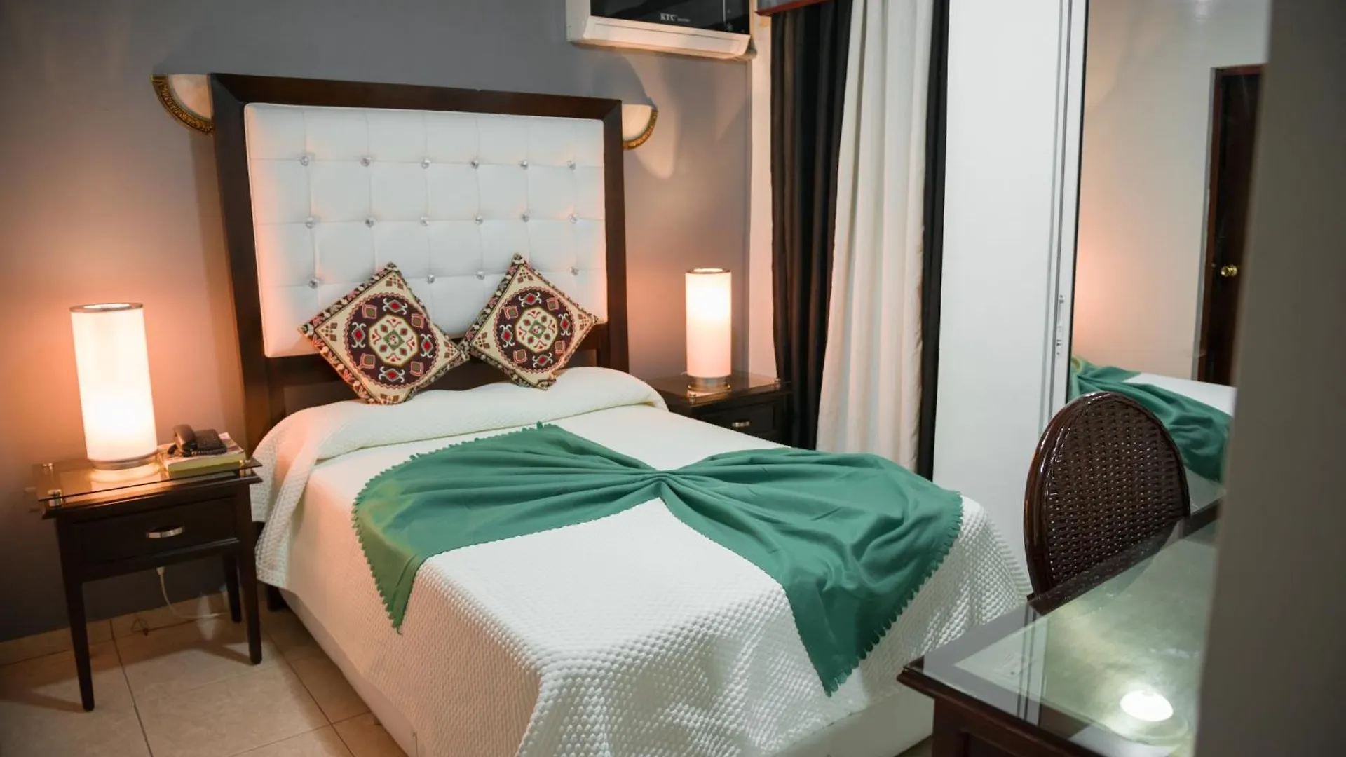 Hotel Rey Concepcion de La Vega